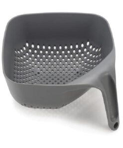 מסננת מרובעת M