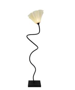 מנורת עמידה פרח גובה 180 ס