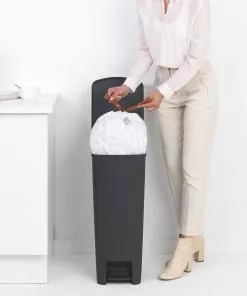 פח הפרדה StepUp פדל 40 ליטר פלסטיק, אפור כהה Brabantia