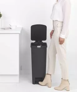 פח הפרדה StepUp פדל 40 ליטר פלסטיק, אפור כהה Brabantia