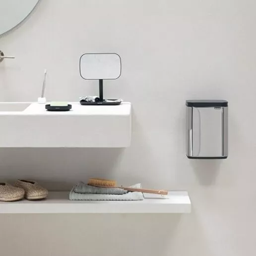 פח אשפה נתלה לשירותים BO ברבנטיה 4 ליטר, מבריק Brabantia
